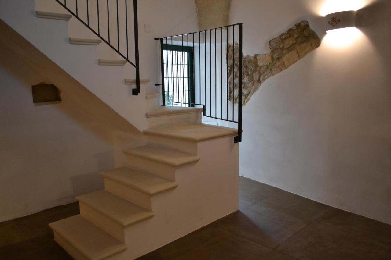 Upstairs - Lazy Terrace Villa Lecce Buitenkant foto