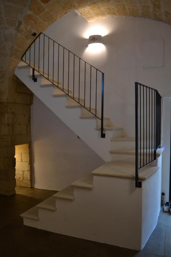 Upstairs - Lazy Terrace Villa Lecce Buitenkant foto